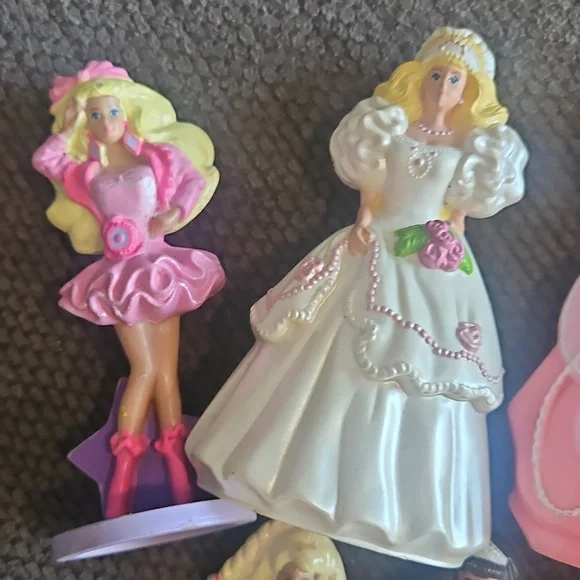 Barbie Figurine Collection - McDonalds Happy Meal - Picture 2 of 5